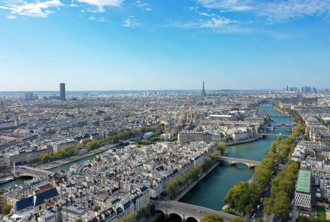 Par004 - 2000m2 penthouse for events in Paris