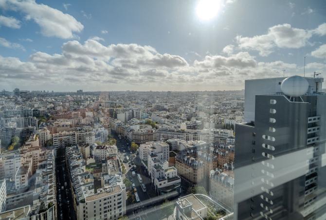 Par090 - Penthouse with eagle eye views over Paris