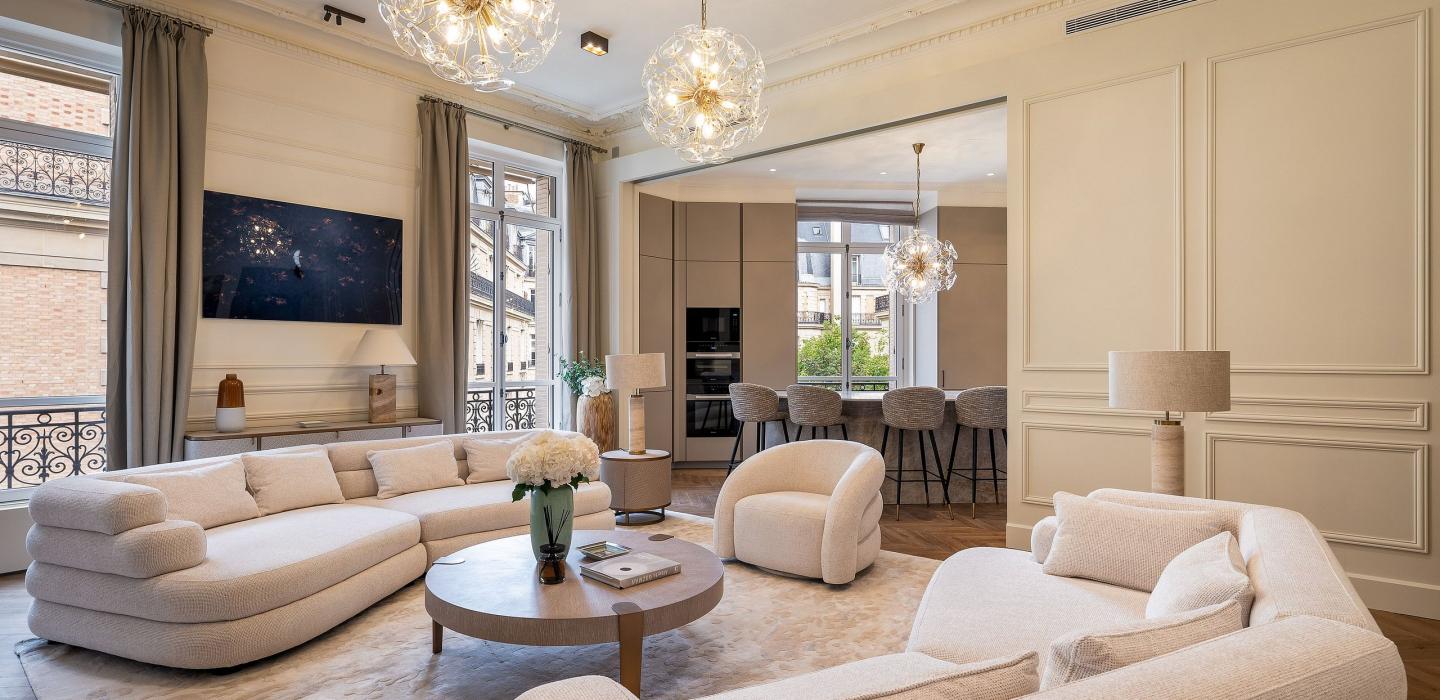 Par011 - Exceptional Apartment – Avenue Montaigne