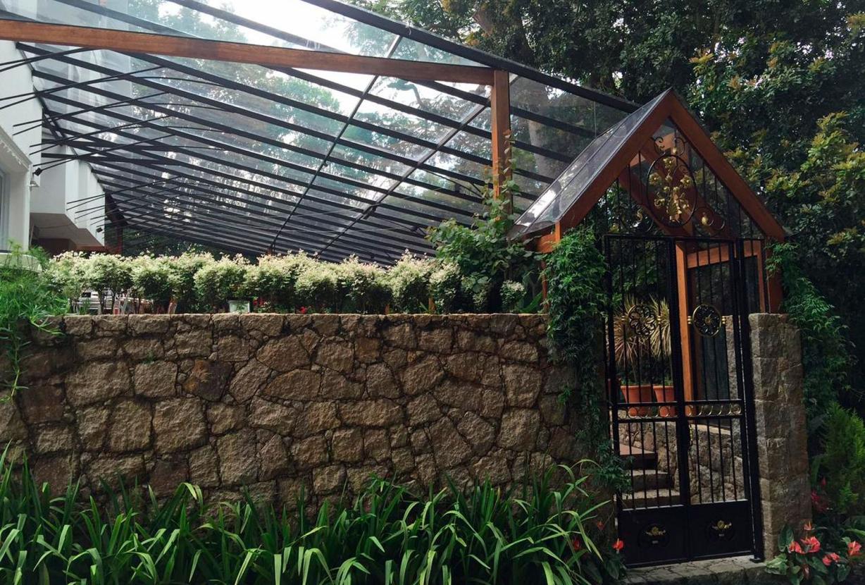 Flo020 - Belle villa avec piscine à Florianópolis