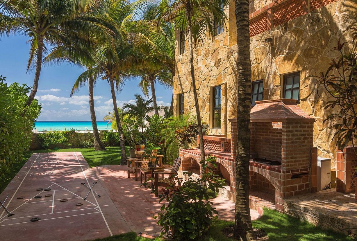 Pcr003 - Beachfront villa in Playa del Carmen