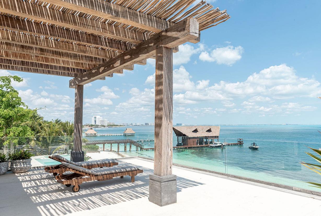 Can003 - Villa de lujo frente al mar en Cancún
