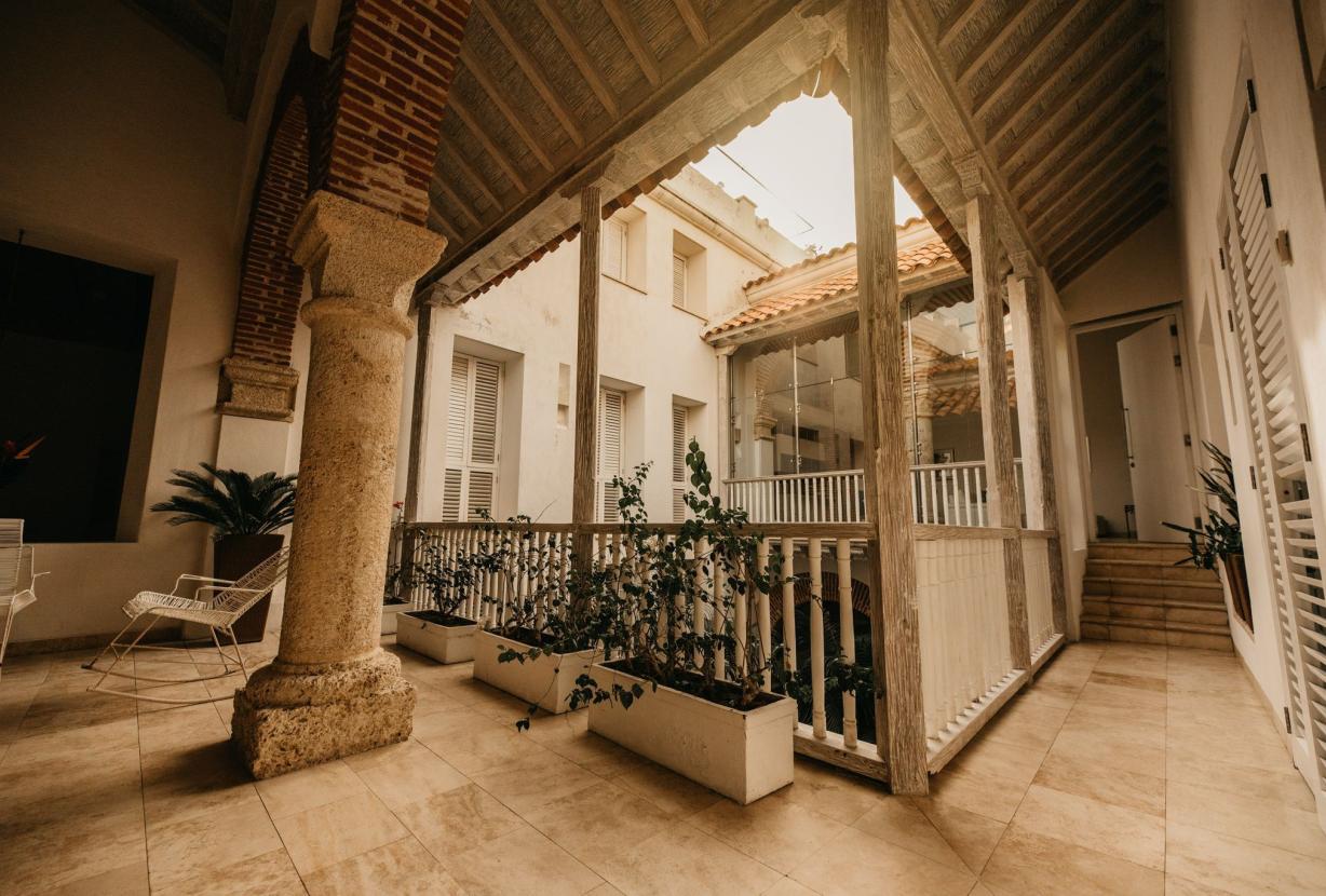 Car110 - Beautiful penthouse in the Old City of Cartagena