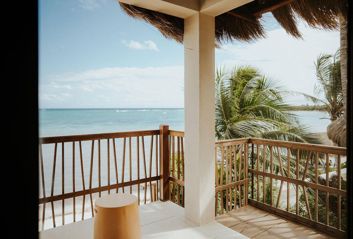 Tul050 - Beachfront mansion in Tulum