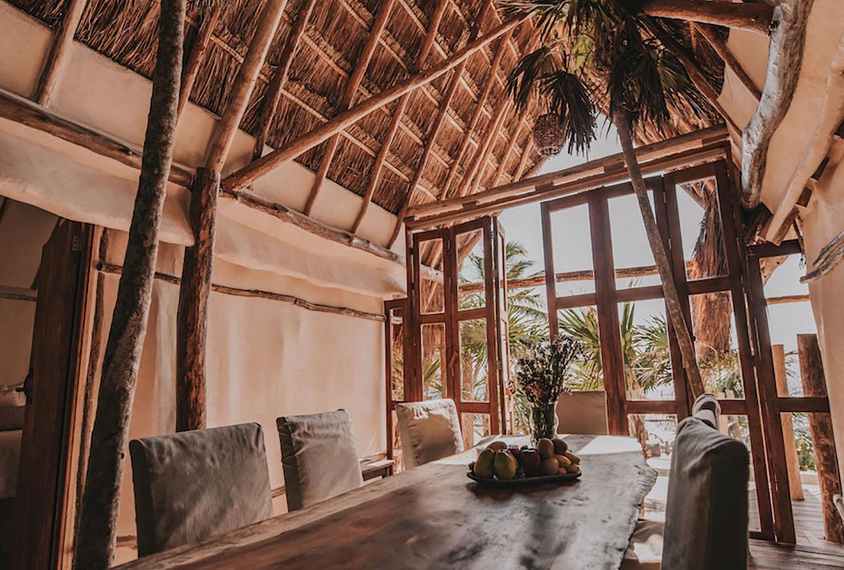 Tul054 - Villa tropicale en bord de mer à Tulum