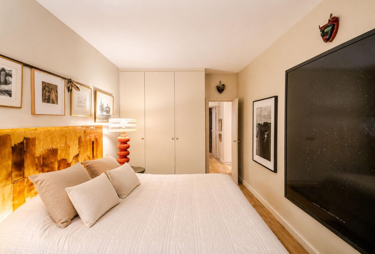 Par069 - Apartment with garden in Saint Germain