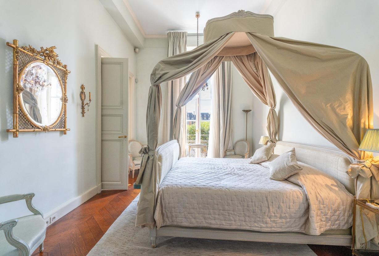 Par169 - Apartamento de luxo na Place des Vosges