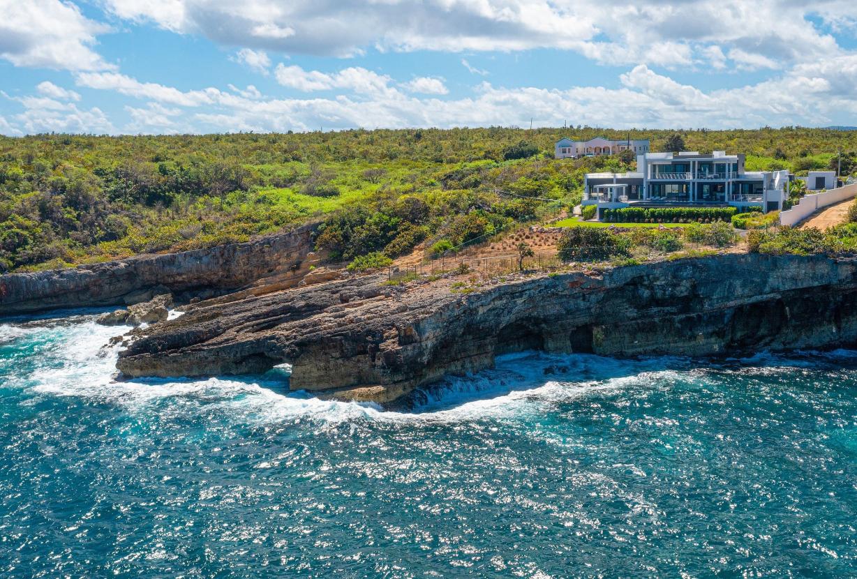 Aia005 - Design villa with views in Black Garden, Anguilla