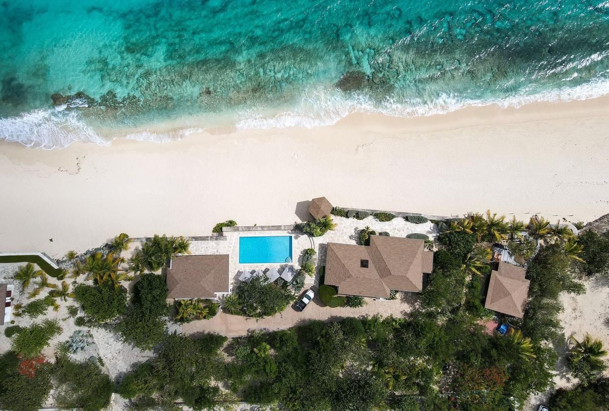 Sxm011 – Acogedora villa frente al mar en Baie Longue Beach