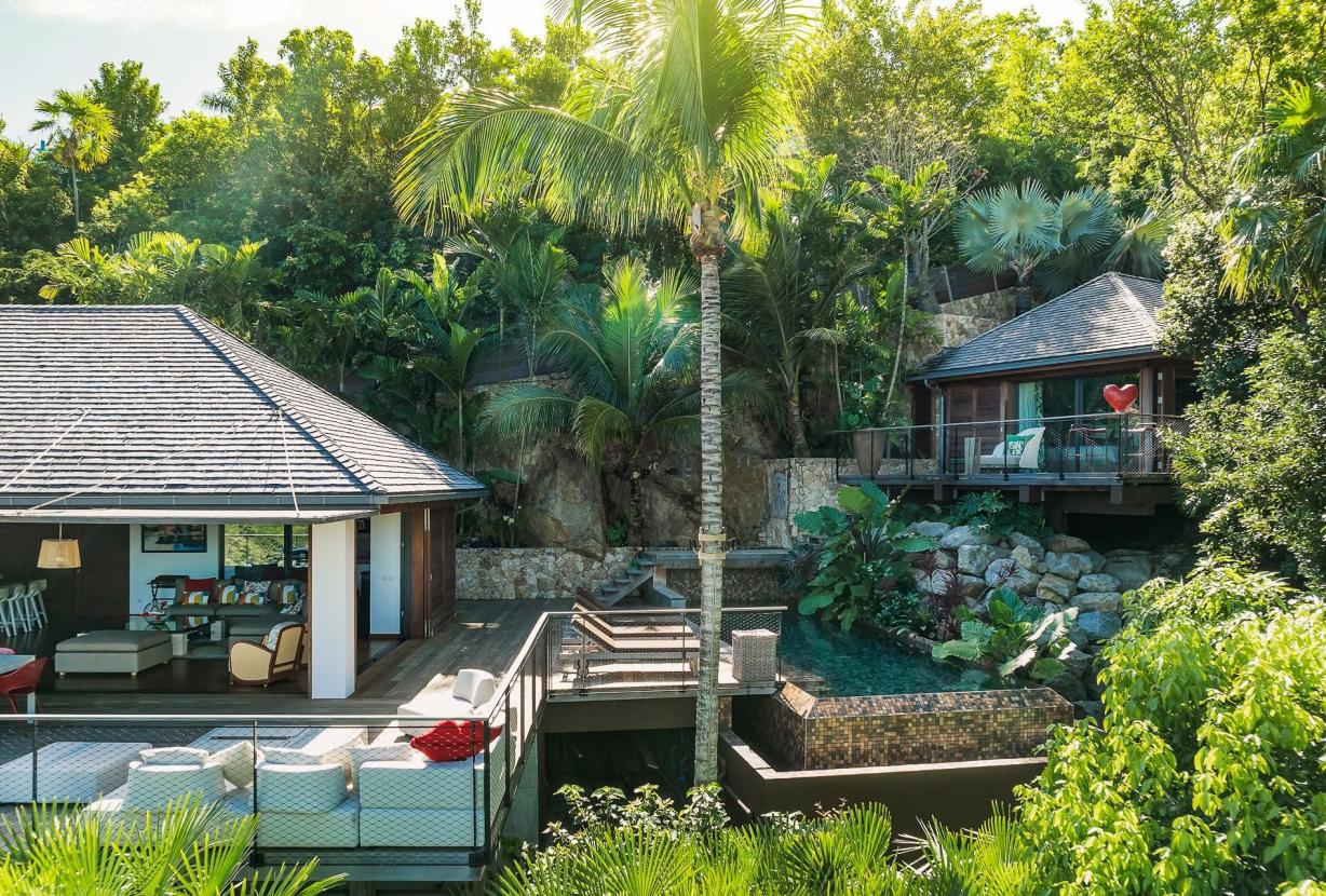 Stb004 – Villa contemporánea con vistas al mar en St. Jean
