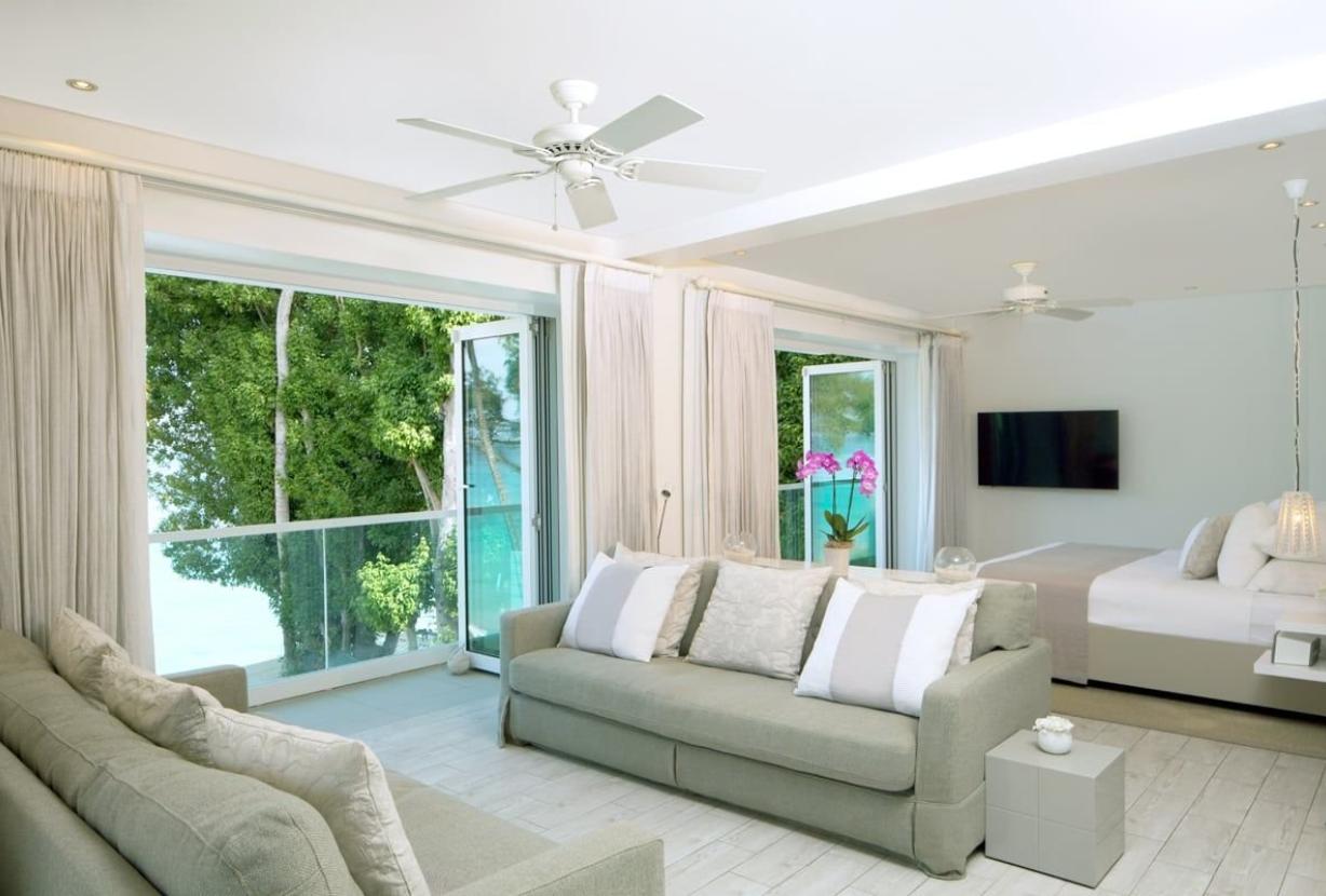 Brb012 –Villa moderna frente al mar en St. James