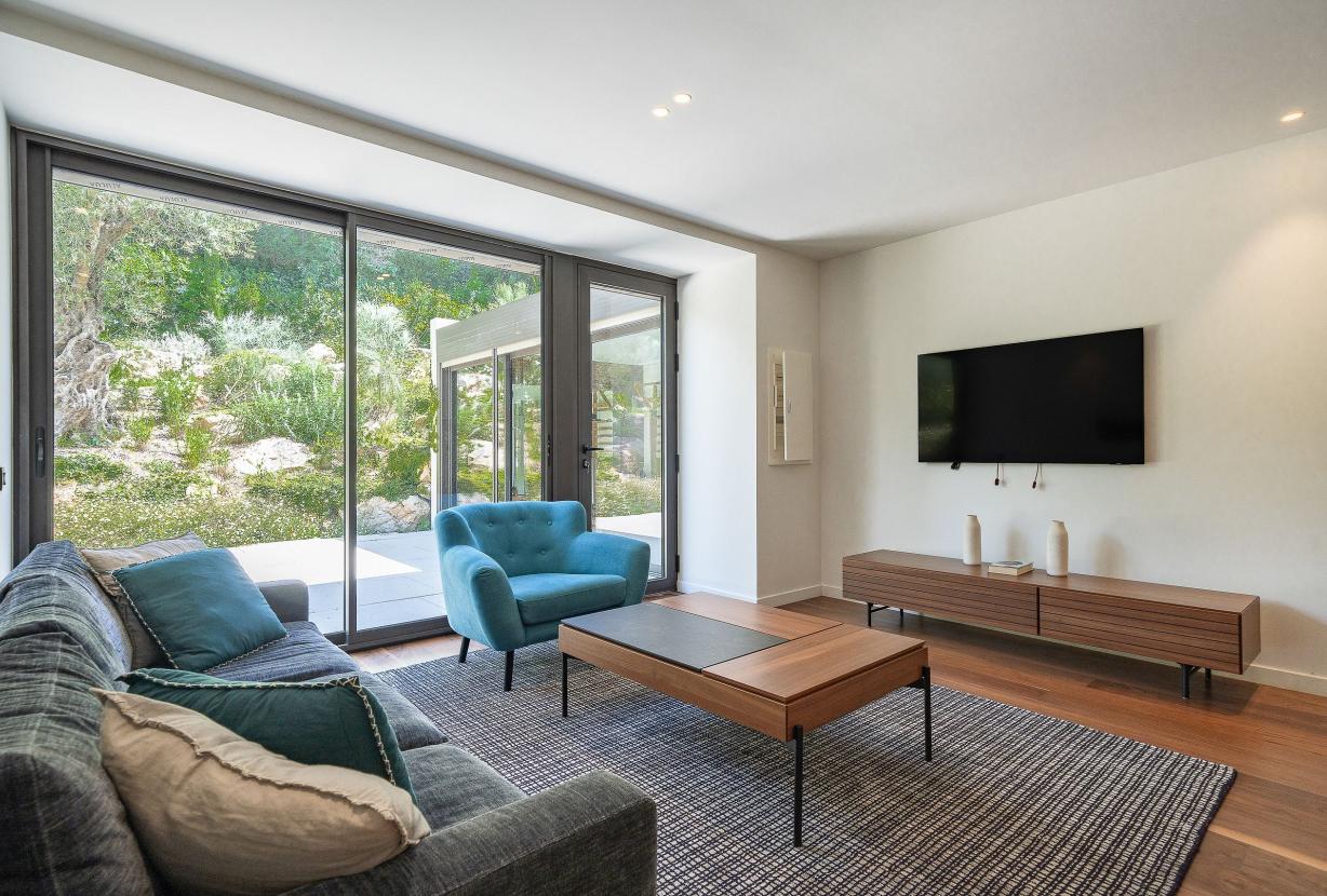 Azu128 – Elegante villa con jardín, piscina en Cannes