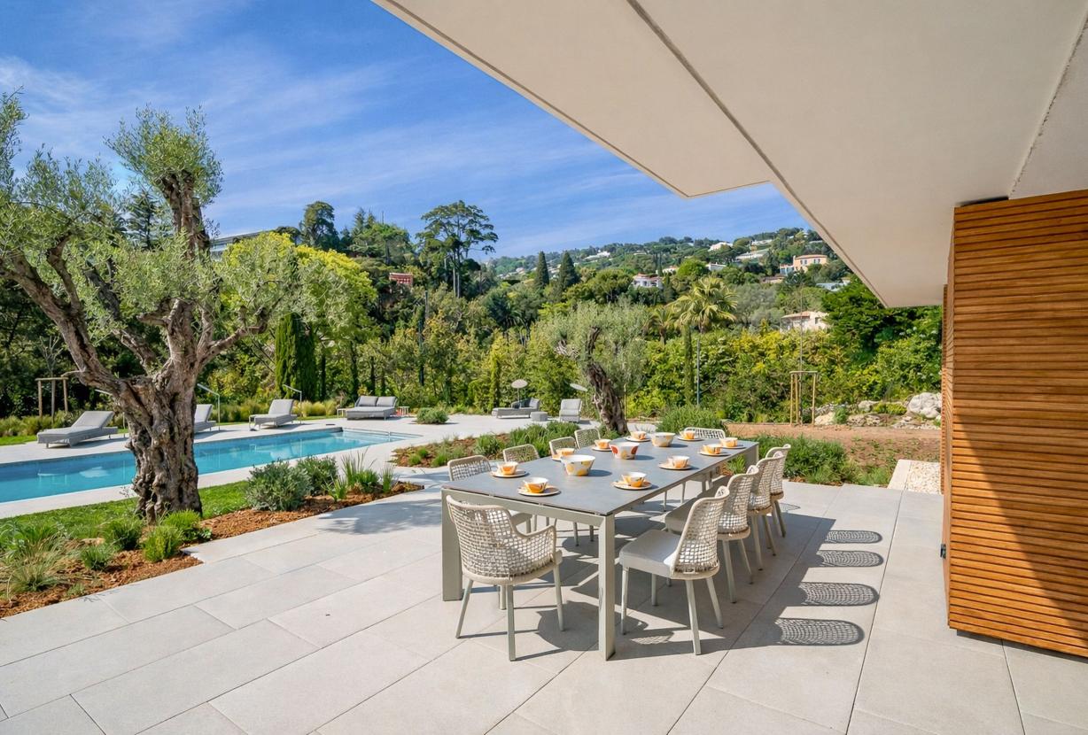 Azu128 – Elegante villa con jardín, piscina en Cannes
