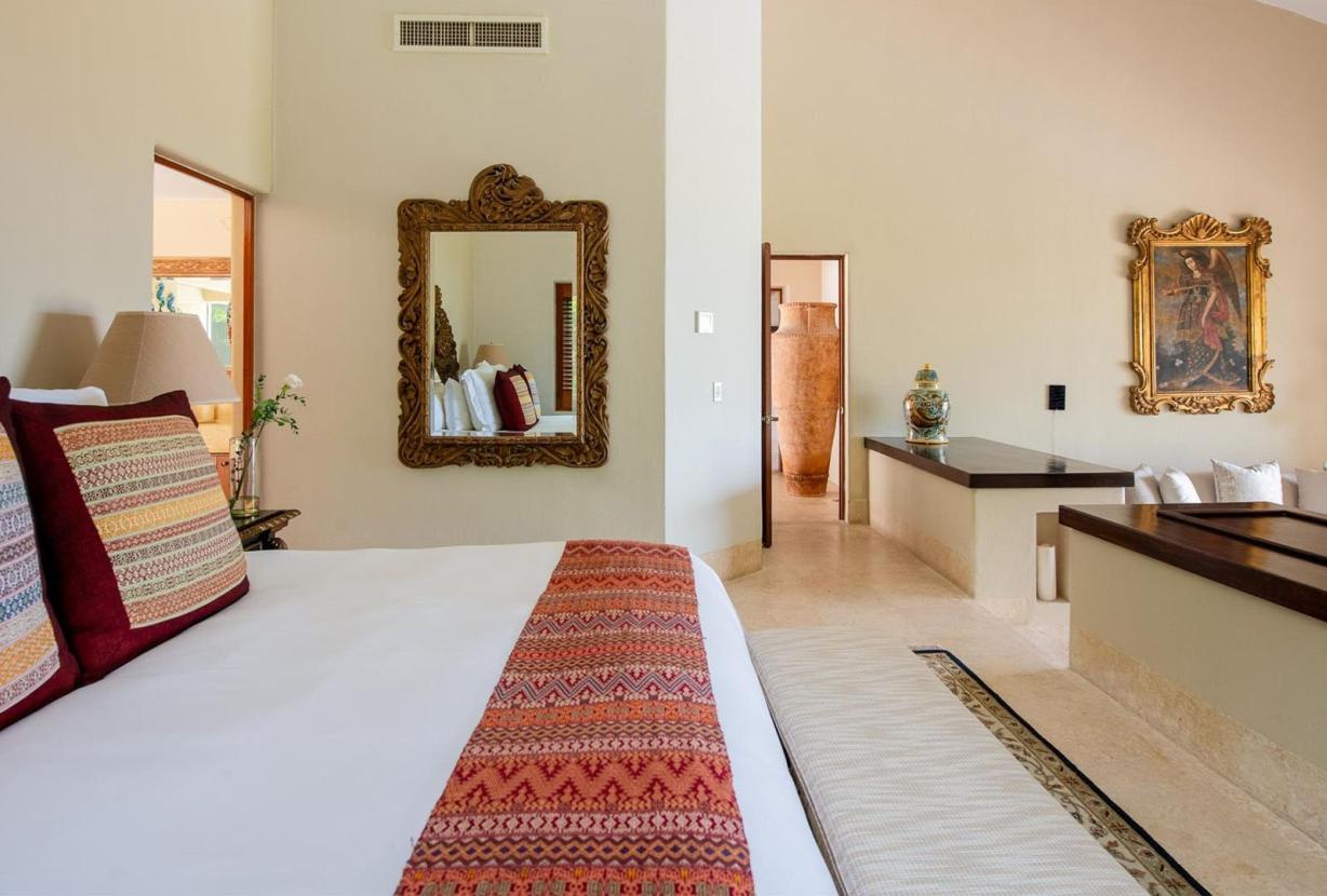 Ptm040 – Ocean-view villa in Four Seasons Punta Mita