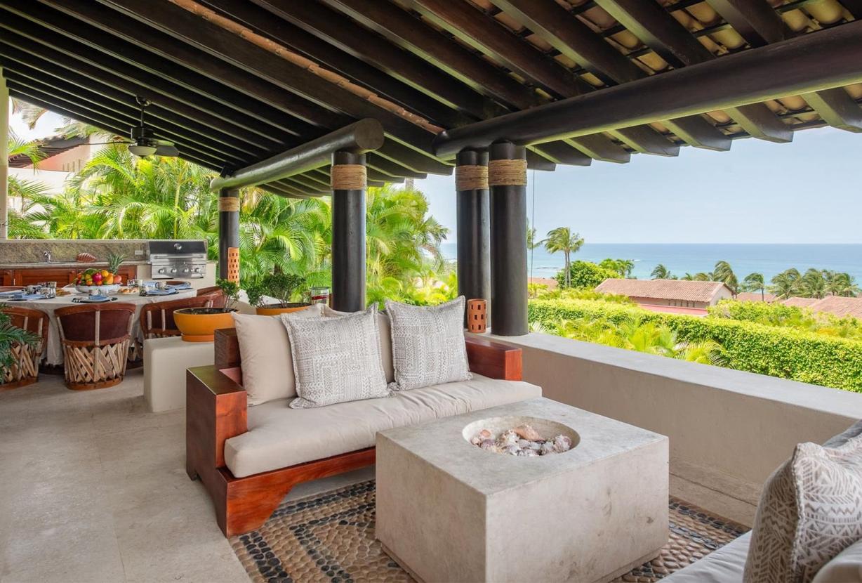 Ptm040 – Ocean-view villa in Four Seasons Punta Mita