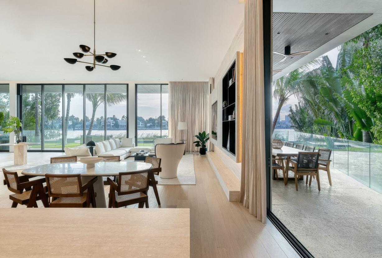 Mia006 - Designer Waterfront Residence in Miami