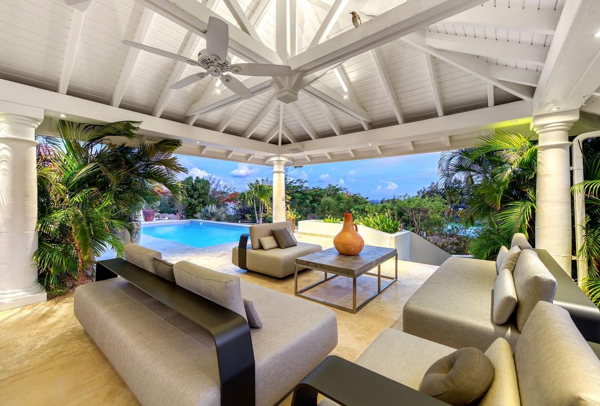 Sxm039 – Villa de charme avec jardin à Terres Basses