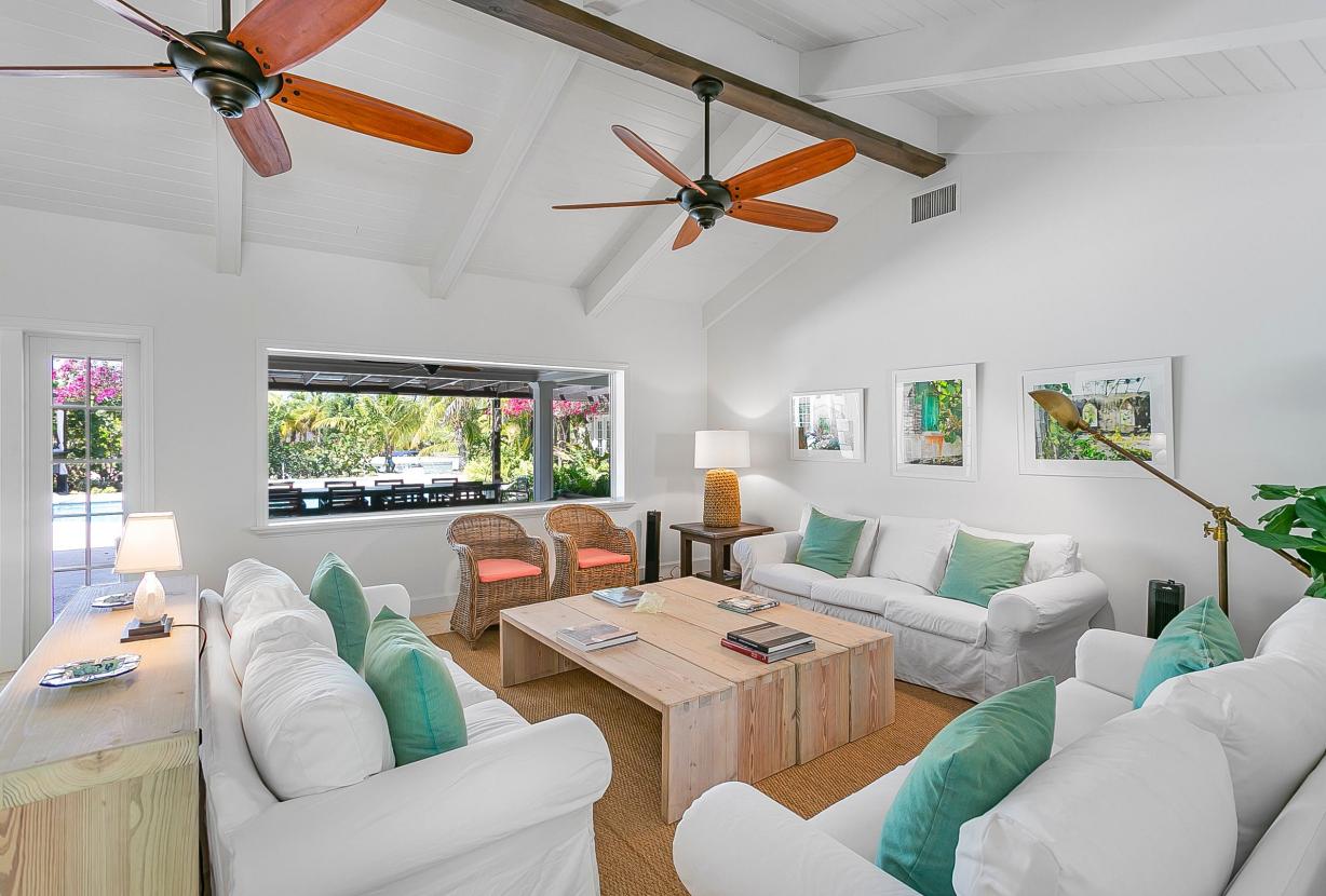 Bhs021 - Villa frente al agua con piscina privada en Great Exuma