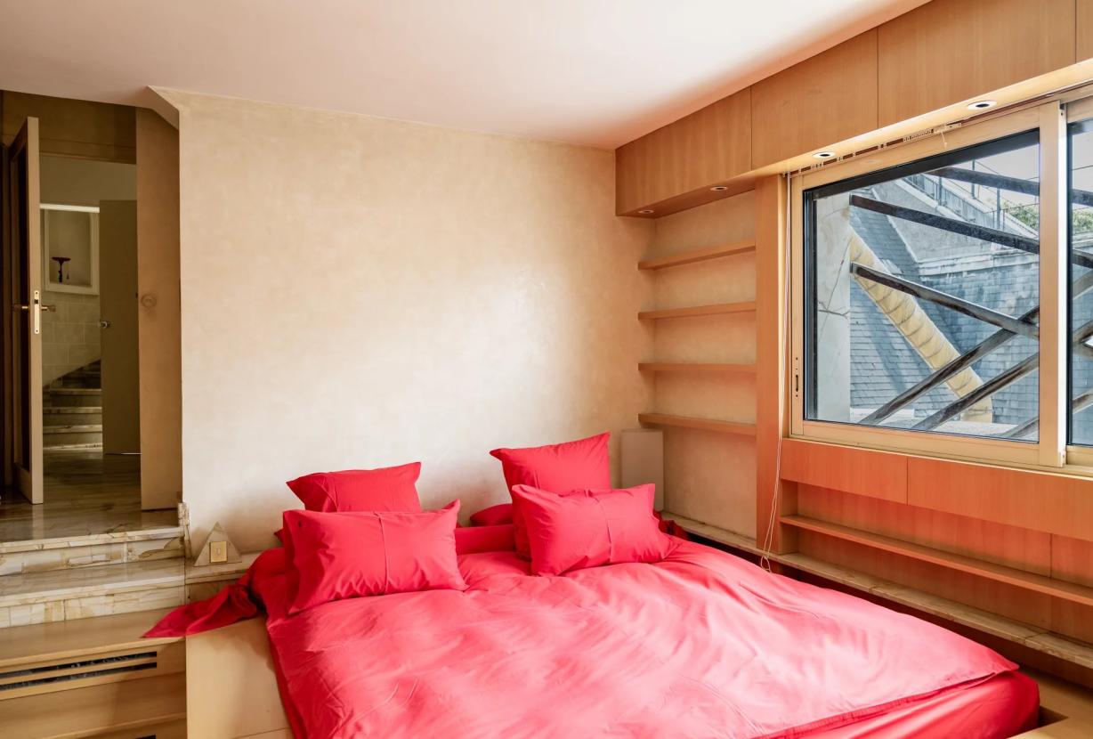 Par142 - Penthouse d'exception à rénover
