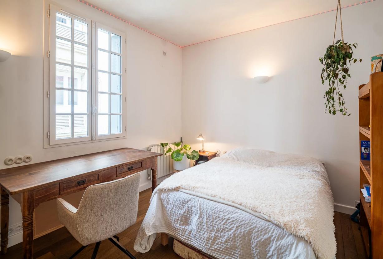 Par036 - Rare Townhouse with Terraces in the Heart of Paris’ 17th Arrondissement