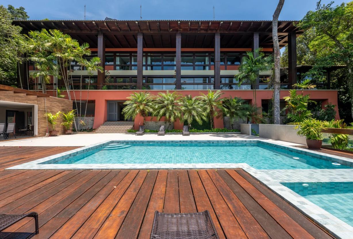Rio244 - Excepcional villa en venta - Itanhangá | 2 100 m² | Terreno 5 000 m² | 6 suites