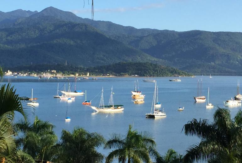 Pty007 - House in Paraty