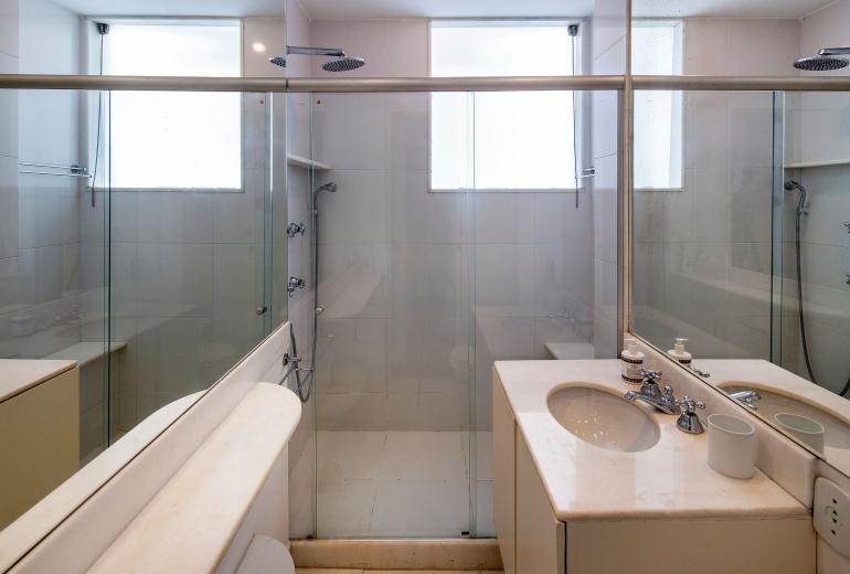 Rio251 - Lindo apartamento em Copacabana