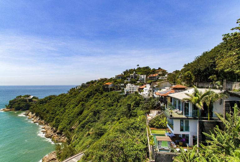 Rio033 - Belíssima mansão de luxo com piscina no Joa