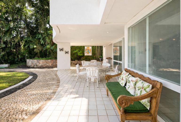 Ang019 - Stunning beachfront house in Angra dos Reis
