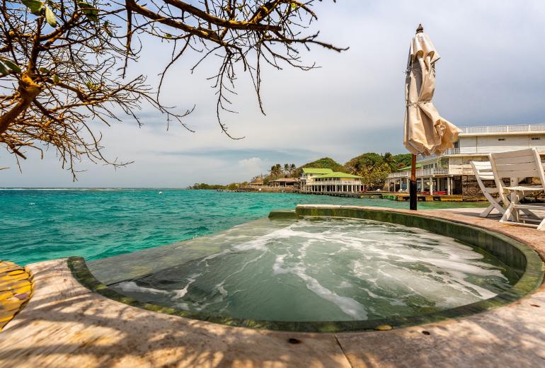 Car014 - Magnificent villa in Rosario Islands, Cartagena