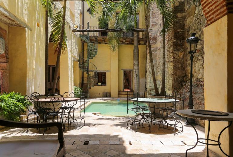 Car053 - Stunning house in the Historic Center of Cartagena