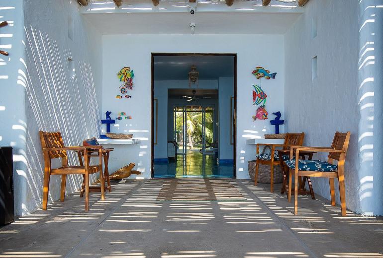 Car055 - Beautiful beach house in Islas del Rosario