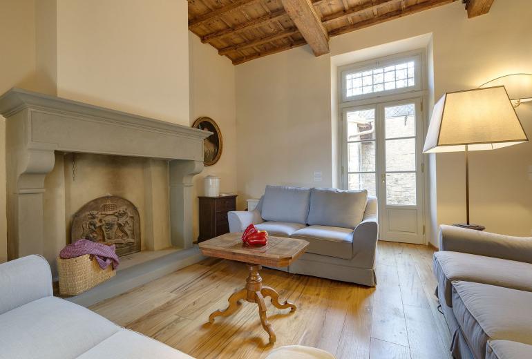 Tus010 - Splendide domaine toscan, surplombant Florence