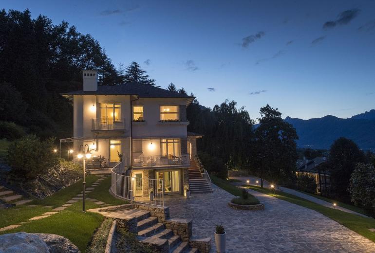 Pie005 - Villa with a view over Lake Maggiore, Baveno