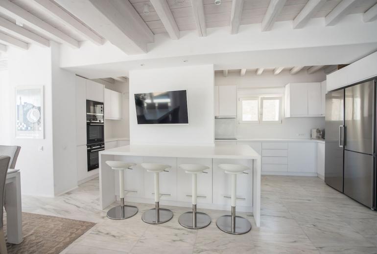 Cyc094 - Modern Villa in Mykonos
