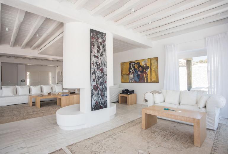 Cyc094 - Modern Villa in Mykonos