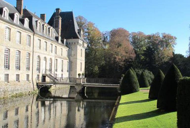 Nor002 - Castelo histórico perto de Deauville, Normandia