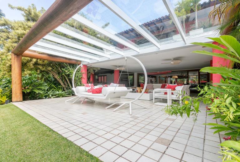 Ang009 - Espectacular mansión en condominio en Mangaratiba