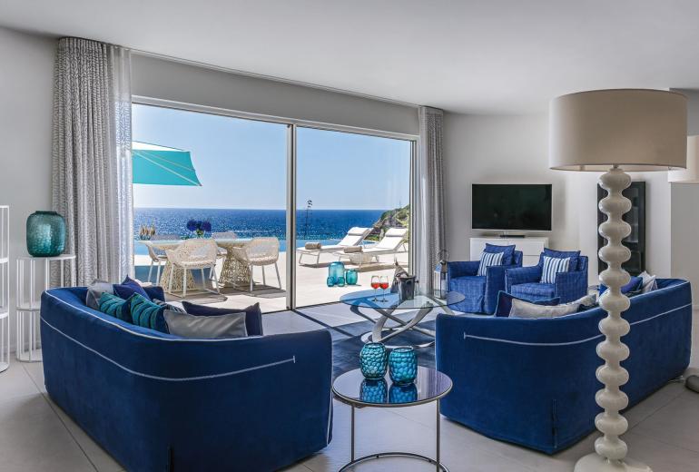 Alg010 - Villa with exceptional views and services