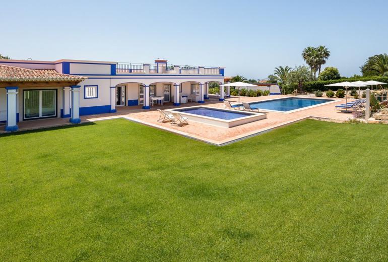 Alg011 - Chic Villa in Boliqueime