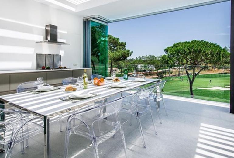 Alg026 - Villa ultramoderna en el Barrio Golf Leste