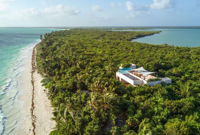 Tul048 - Casa frente-mar com 4 suítes em Tulum