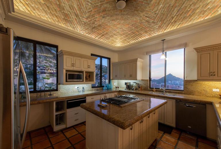 Cab029 – Lujosa villa con piscina en Pedregal, Los Cabos
