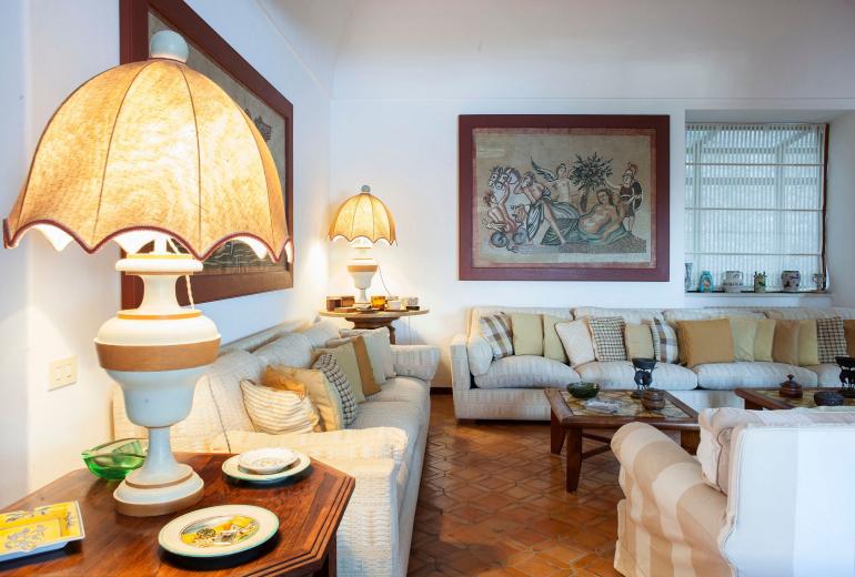 Cam018 - A Villa with stunning views on Capri