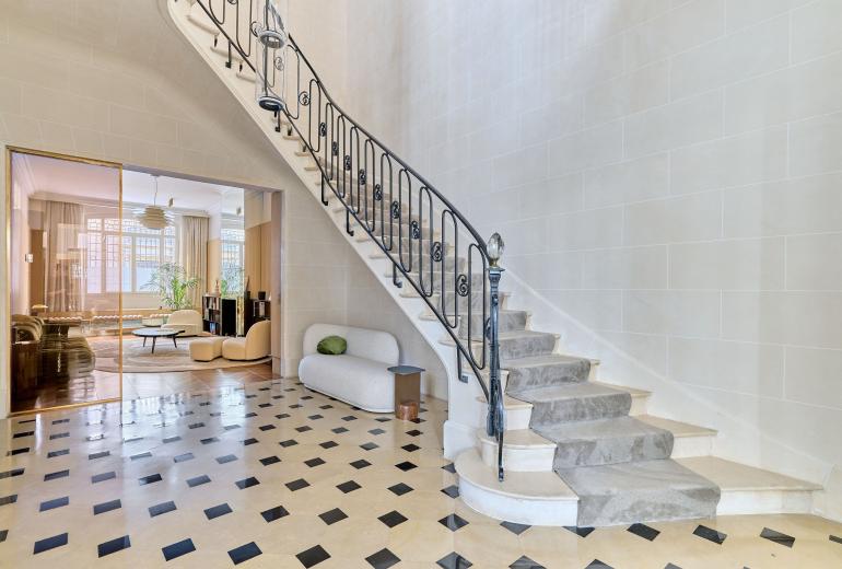 Par038 - Apartamento duplex en Paris 16
