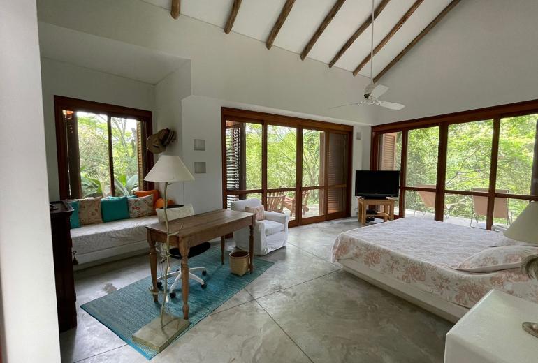 Anp073 - Classic Charm at Mesa de Yeguas