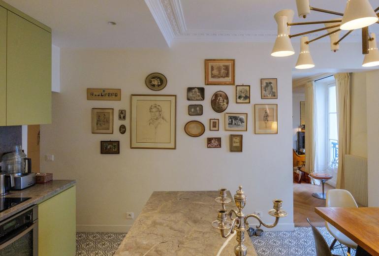 Par110 - Charming apartment in the heart of Paris