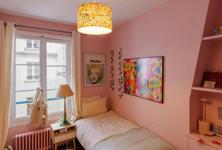 Par110 - Charming apartment in the heart of Paris