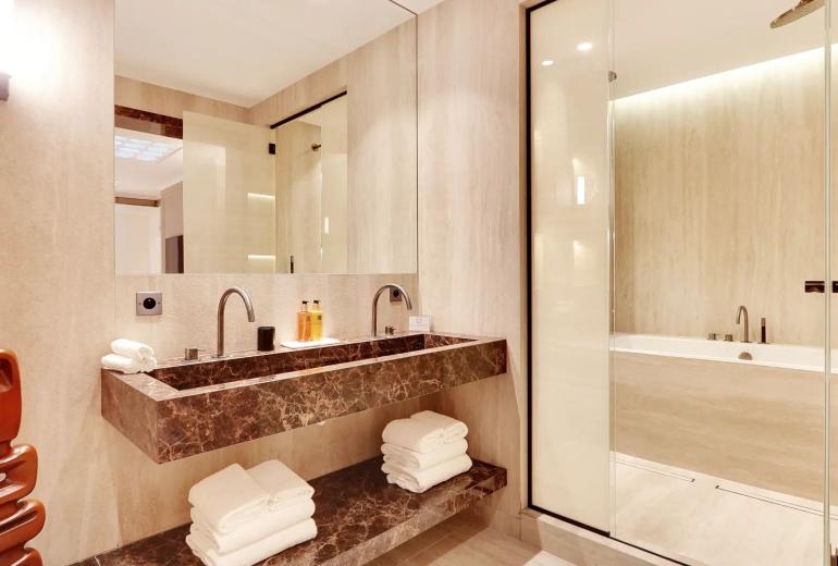 Par261 - Luxury two bedroom apartment