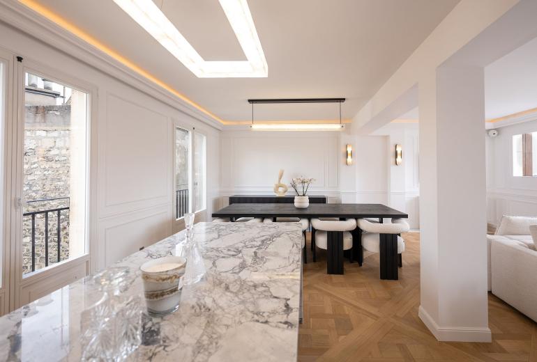 Par305 - Luxury penthouse in Paris 8